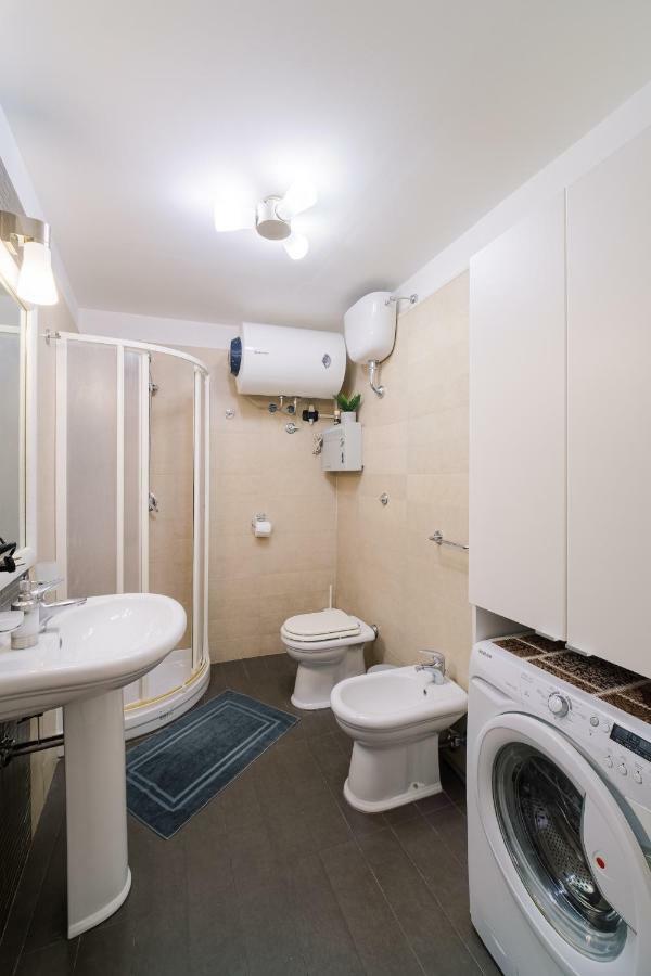 Modern House Apartment Napoli Ngoại thất bức ảnh